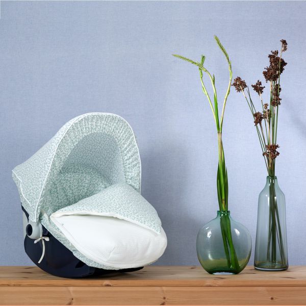 *MADE TO ORDER* Hojitas Carseat Cover