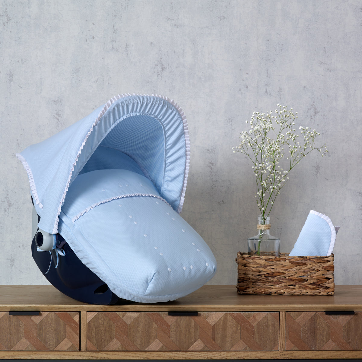 *MADE TO ORDER* Bombon Car Seat Cover