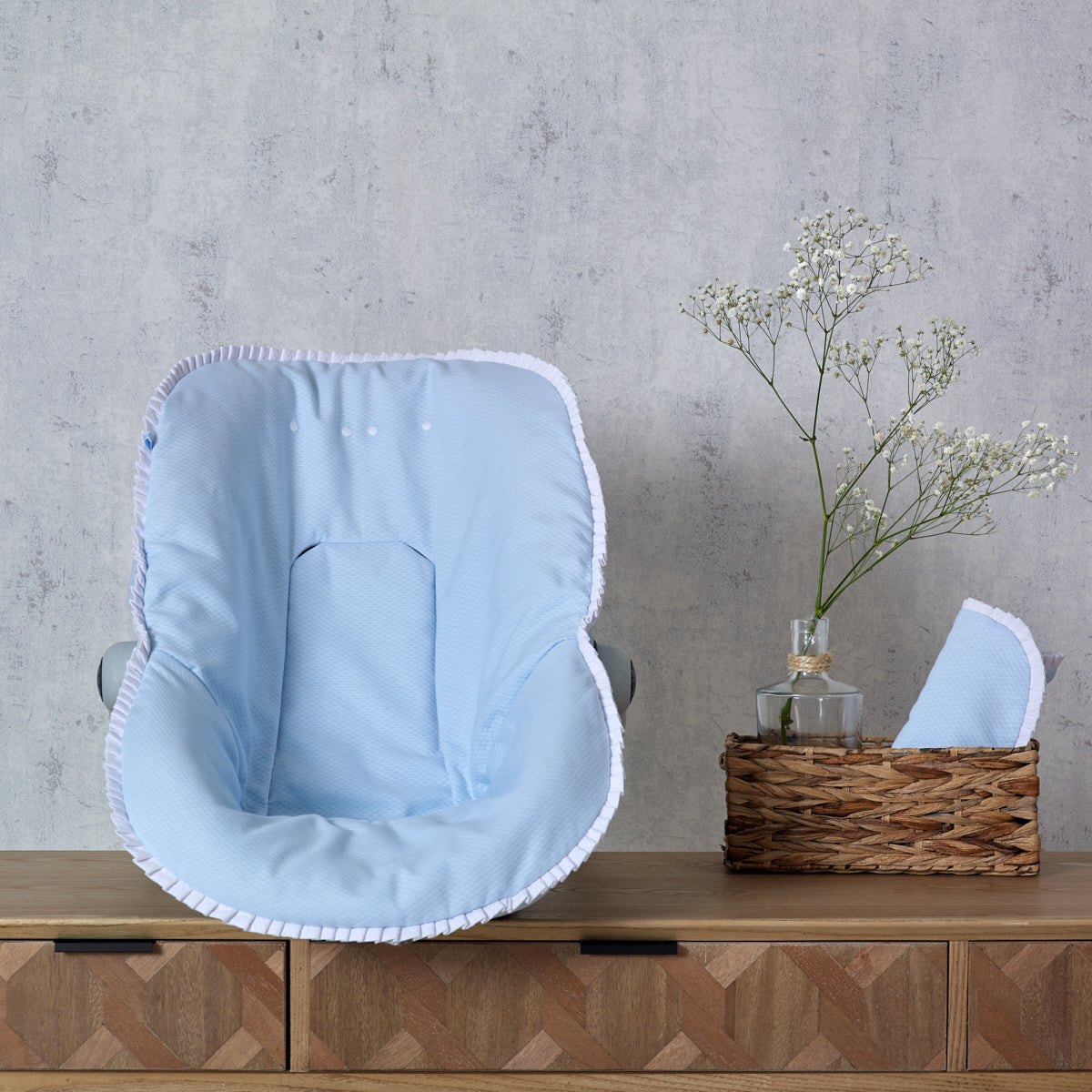 *MADE TO ORDER* Bombon Car Seat Cover