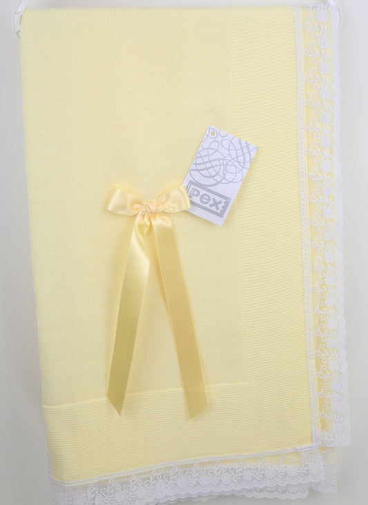Pex Lara Lemon Shawl