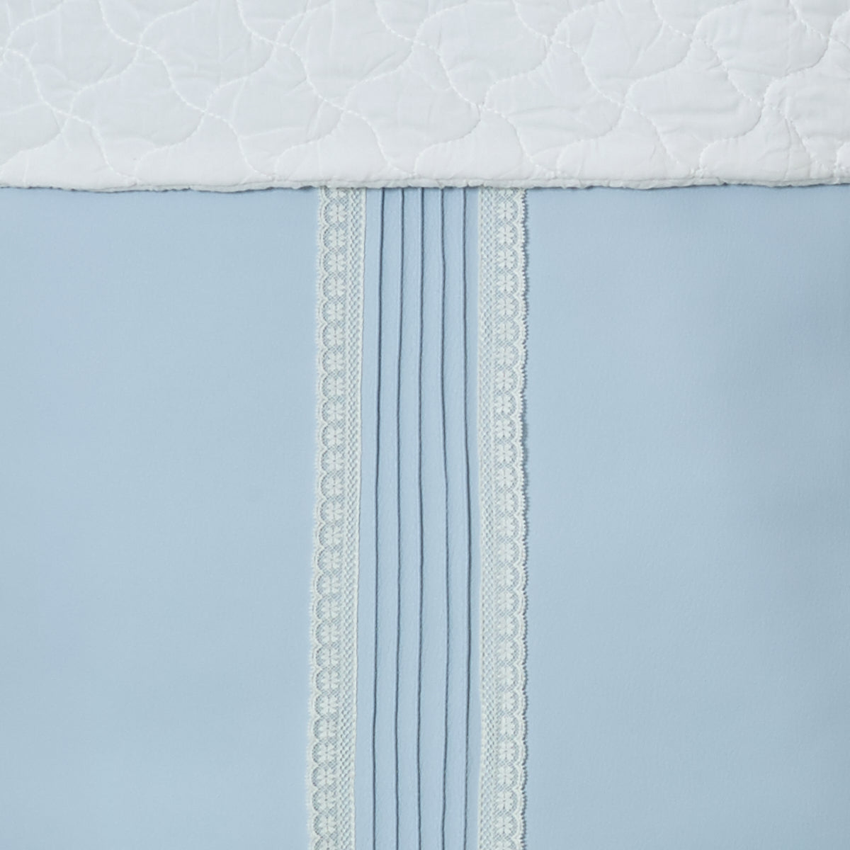 *MADE TO ORDER* Viena Vanity Case