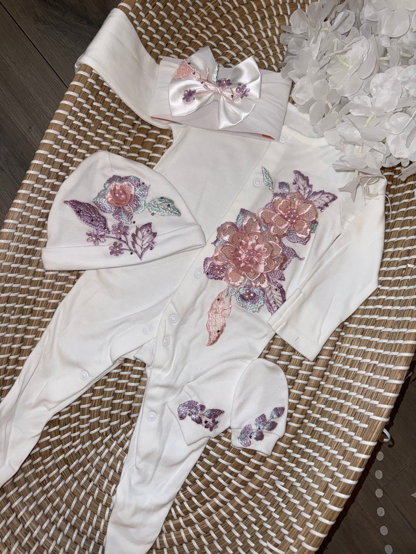Little Stars Handmade 3D Floral Hospital Set