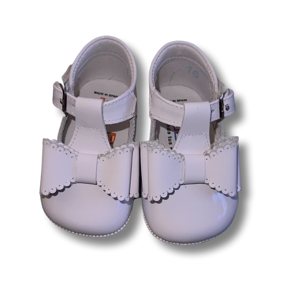 Girls Bow Pram Shoes - littlestarschildrenswear
